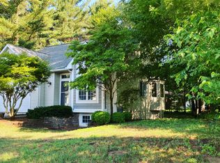 14209 Ottawa Creek Ln, Holland, MI 49424