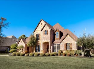 103 Woodland Dr, Aubrey, TX 76227
