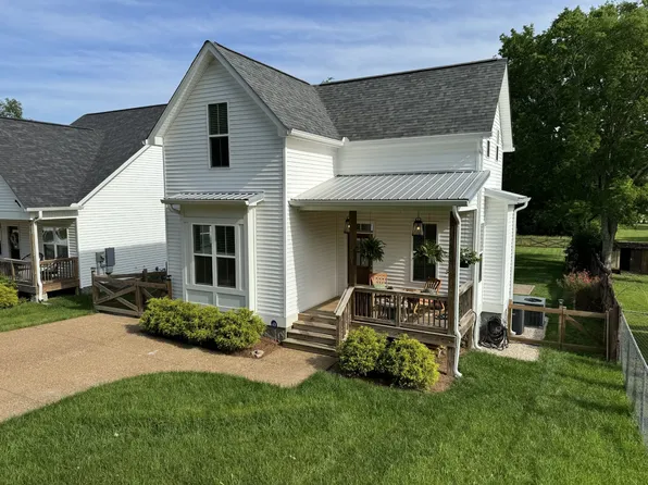 551 Green Ln, Whites Creek, TN 37189