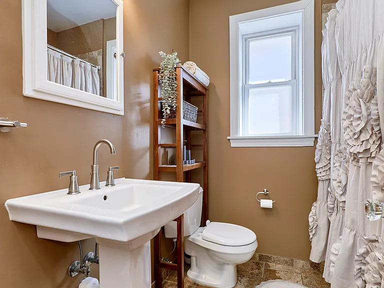 5210 Pernod Ave — Photo 13
