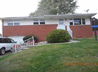 2859 Sunset Cir, Export, PA 15632