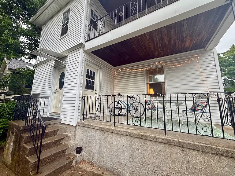 33 Pearl St #1 — Photo 22