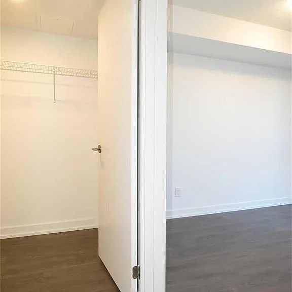 125 Redpath Ave #317 — Photo 4