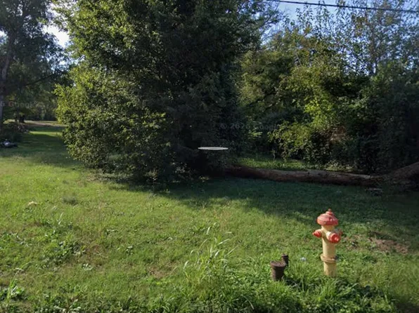 608 N Willow St, Coffeyville, KS 67337