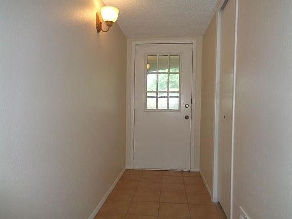 4th image of 1507 Valleyview Ln
