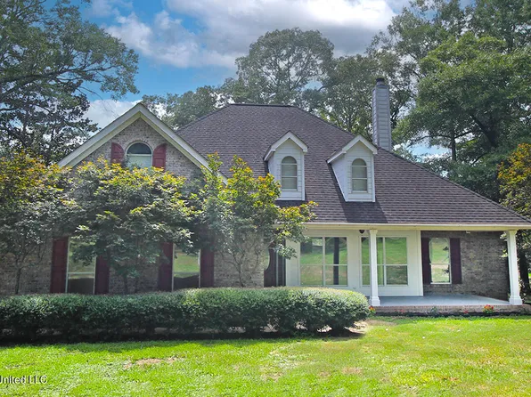 165 Tom Jones Rd, Lucedale, MS 39452