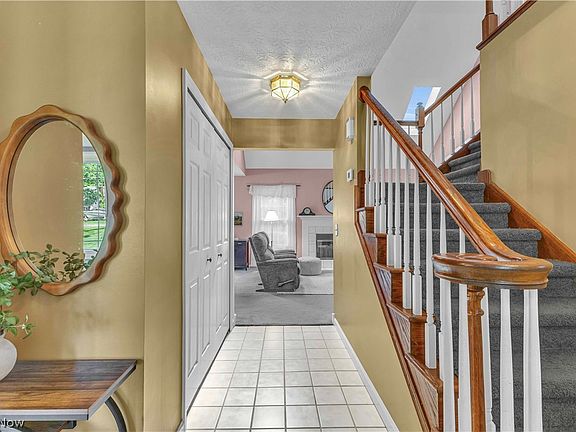 4th image of 267 Jaycox Rd