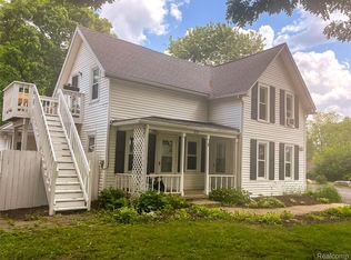 815 Rickett Rd, Brighton, MI 48116