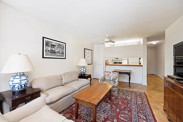 Rented by Triplemint | media 2