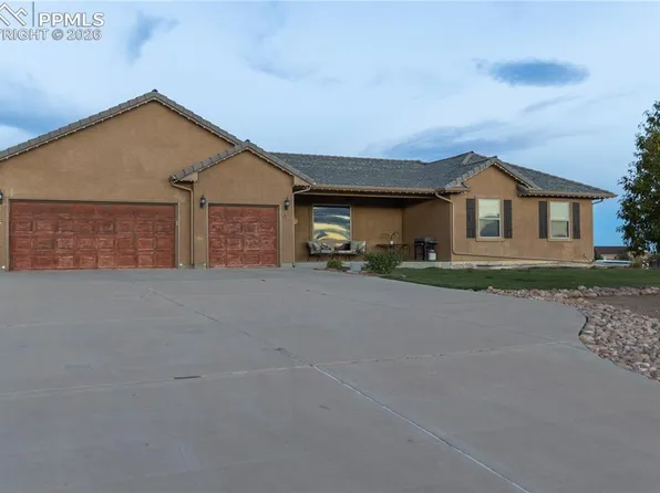1350 N Farley Dr, Pueblo West, CO 81007