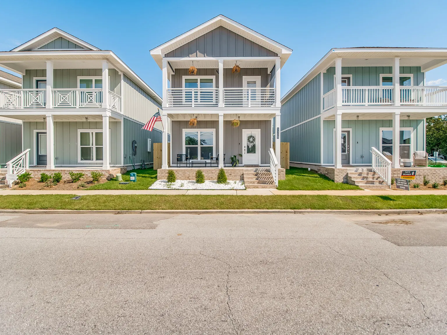3 bed, 2.5 bath, 1754 sqft, $3,000 — Photo 1