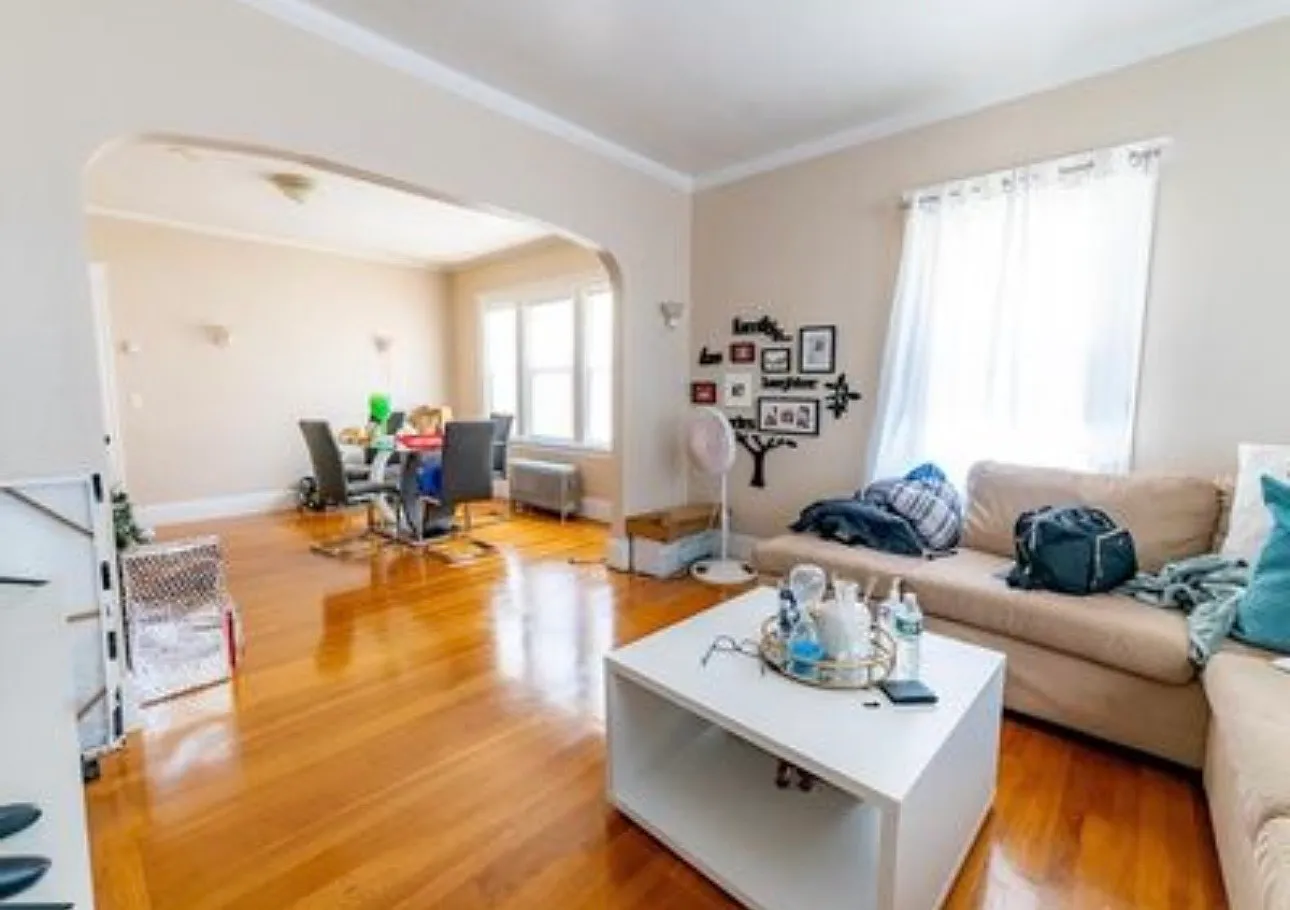 2 bed, $2,000 — Photo 4