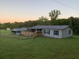 1034 Absher Branch Rd, Westmoreland, TN 37186