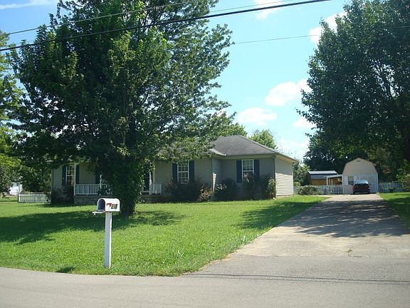 2nd image of 216 Sierra Dr