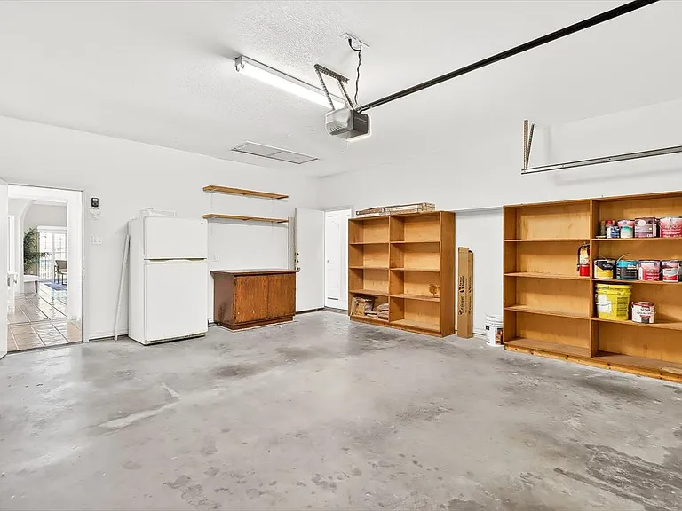 15222 Isla Pinta Ct — Photo 25