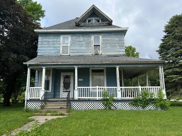 304 Broadway St S, Alden, MN 56009