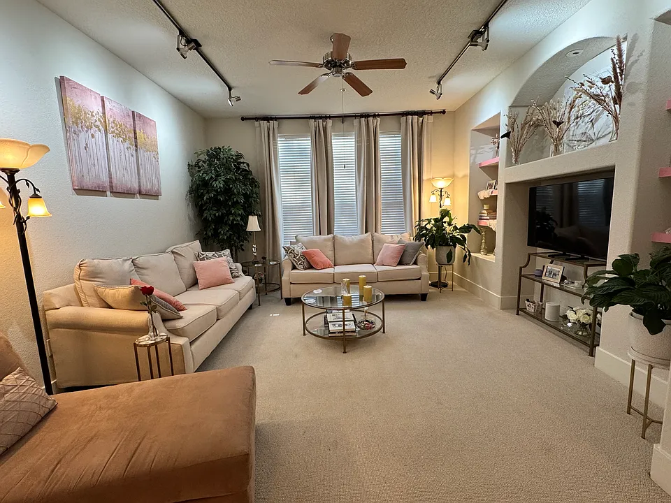 2600 Hillsboro Pike #114