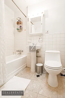 Rented by ZealEstate Group Inc | media 15