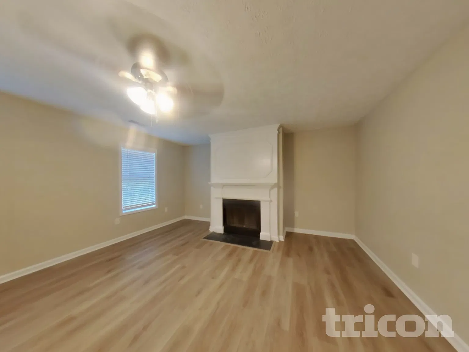 816 Sinclair Way Jonesboro GA — Photo 2