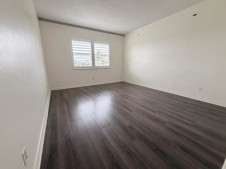 230 N Federal Hwy #305 — Photo 10