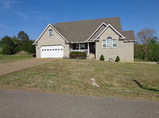 70 Callaway Dr, Buchanan, TN 38222