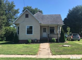 414 Walnut St, Dawson, IL 62520