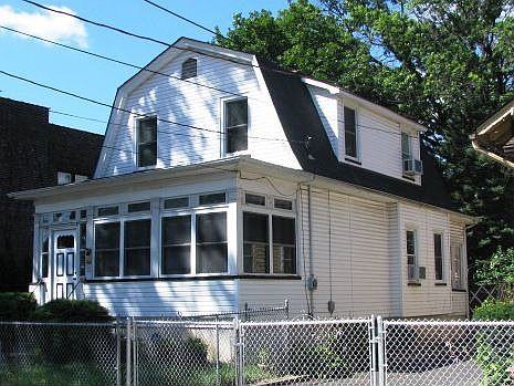 2nd image of 12 Valley St