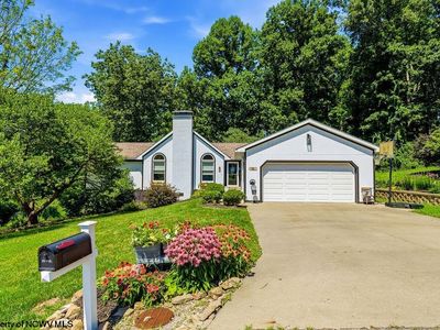83 Oak Ridge Dr, Mount Clare, WV, 26408