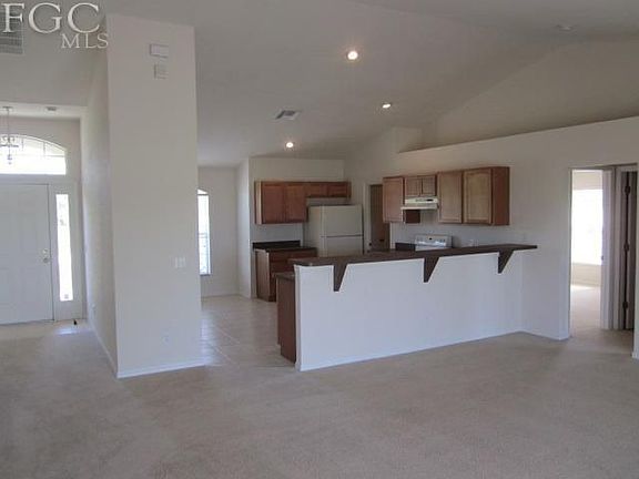 3rd image of 335 NE 20th St