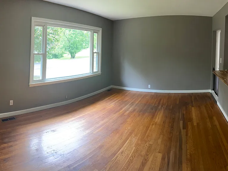 2911 Davis St — Photo 9