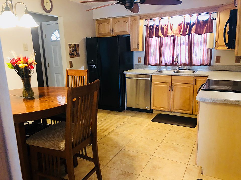 1st image of 8434 Auburn Cir