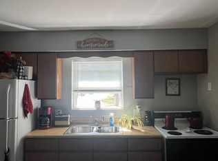 1 bedroom duplex $650 rent, $400 deposit, Mount Morris, IL 61054