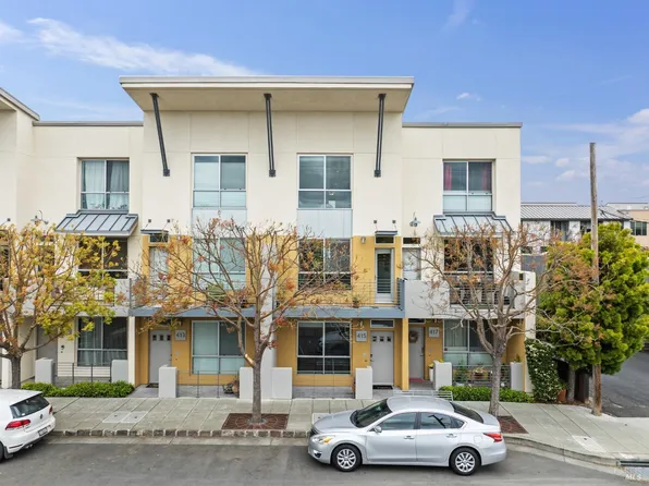 415 2nd Street, Petaluma, CA 94952