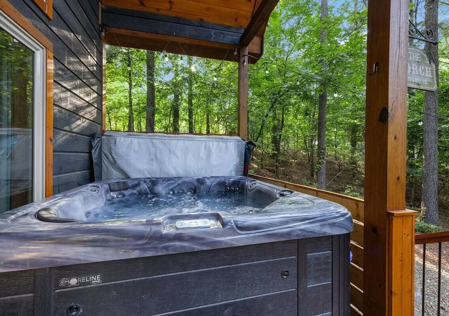 Broken Bow Cabin w/ Private Hot Tub — Photo 3