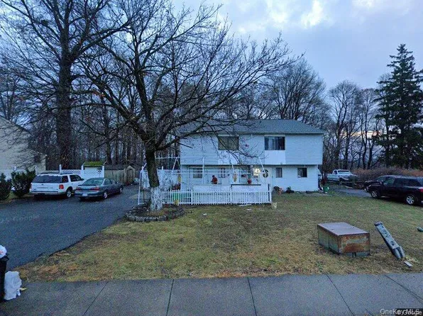 22 Slinn Avenue, Spring Valley, NY 10977