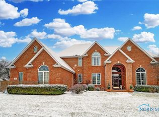 208 Fox Run Rd, Findlay, OH 45840