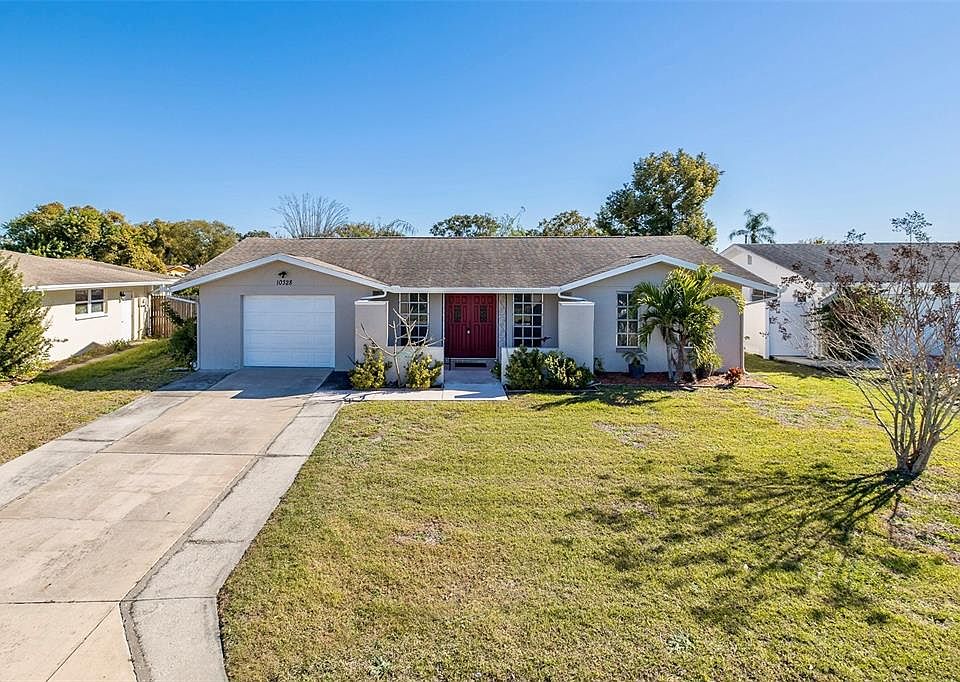 1st image of 10328 Holly Dr