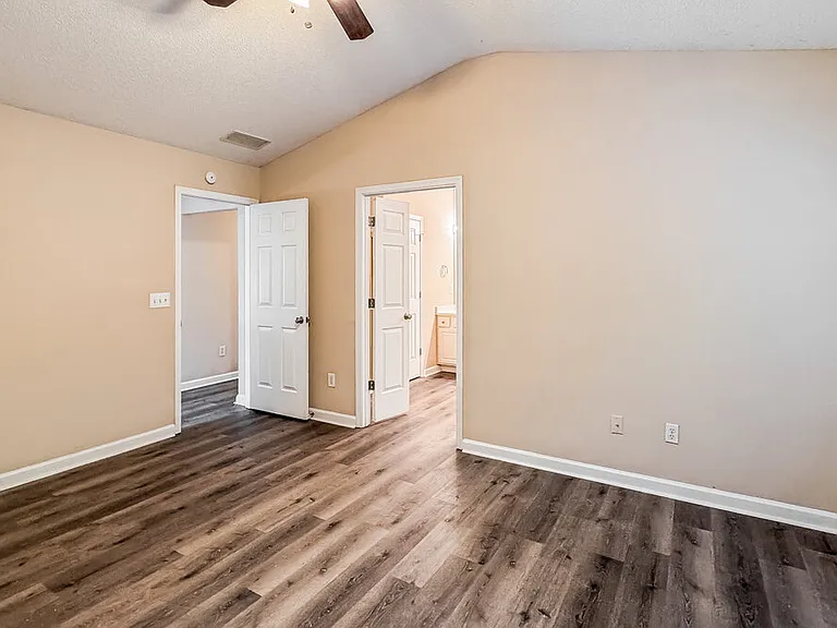 4108 Glenaire Way NW — Photo 10