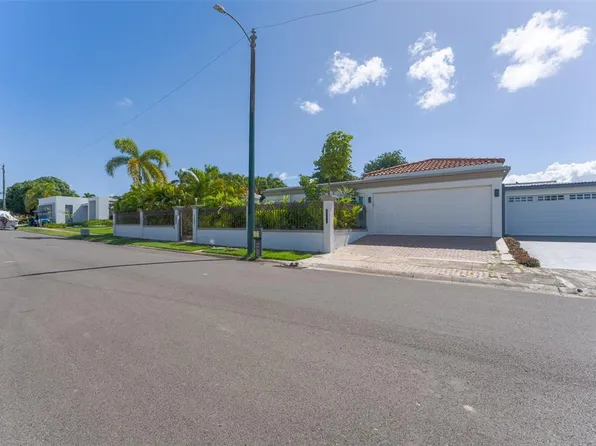 Mm11 Calle Miramar, Dorado, PR 00646