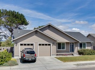 1735 Oakdale Dr, McKinleyville, CA 95519