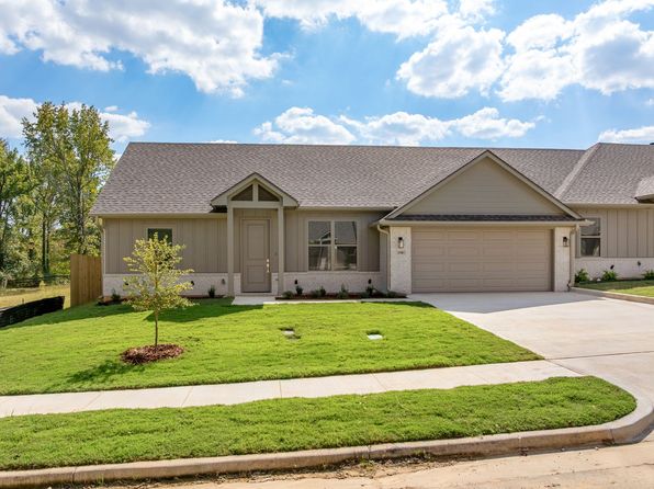 3190 Dogwood Park Ct