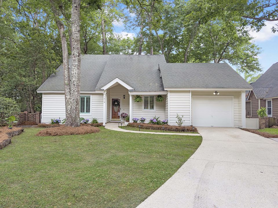 1st image of 7818 Racquet Rd