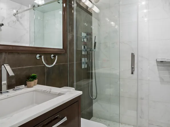 116 East 66th Street 9/10C image 8 of 9