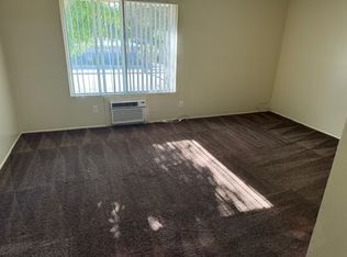 901 Palmbrook Dr #17, Redlands, CA 92373