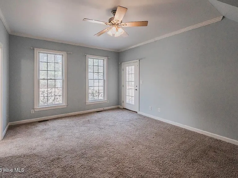 801 Sawmill Landing Rd — Photo 23