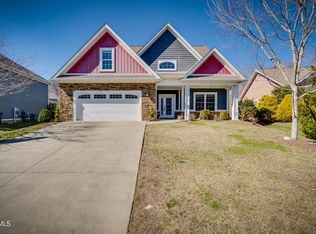 2424 Edinburgh Channel Rd, Kingsport, TN 37664