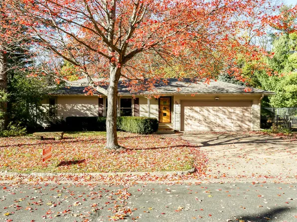 501 Birch St, River Falls, WI 54022