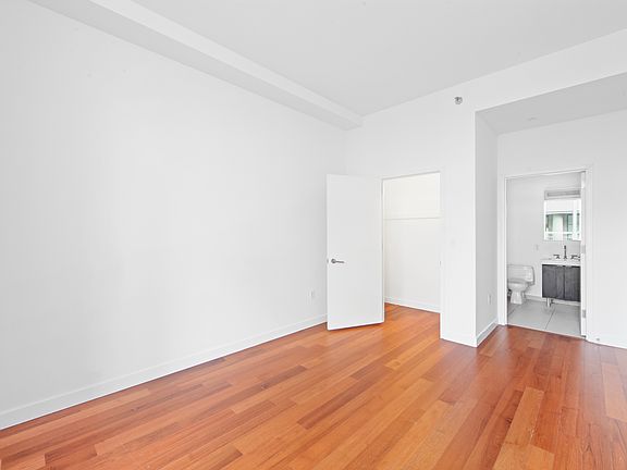 3rd image of 184 Kent Ave APT A608