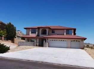 16541 Iwa Rd, Apple Valley, CA 92307