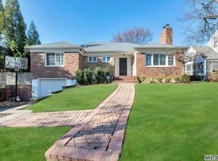 264 Clinton Rd, Garden City, NY 11530